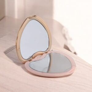 Espelho de Bolso com Formato de Coração Tamanho 3,6" Sortido - Interponte - Imagem 2