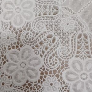 Toalha de Centro de Mesa em PVC Branca 30x40cm - Rio Tijucas - Imagem 3