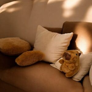 Brinquedo de Pelúcia 18cm Capivara - Imagem 3