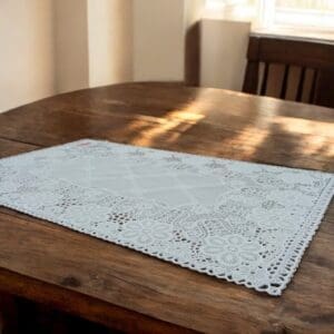 Toalha de Centro de Mesa em PVC Branca 30x40cm - Rio Tijucas - Imagem 2