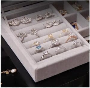 Porta Jóia / Caixa Organizadora em MDF com Camursa 20x15x4,7cm - Imagem 4