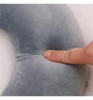 Almofada de Pescoço de 30x25cn - (40% poliéster e 60% Espuma de polipropileno) - Imagem 2